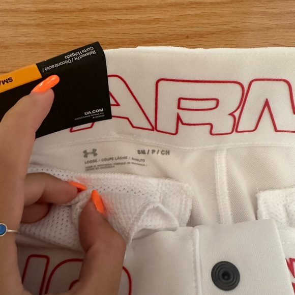 NWT Under Armour Men’s Small White with Red Stripes Baseball Pants - Picture 5 of 6